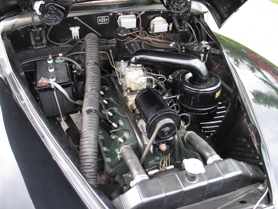  Lincoln Continental Convertible 1948 года  (фото 8 из 11)
